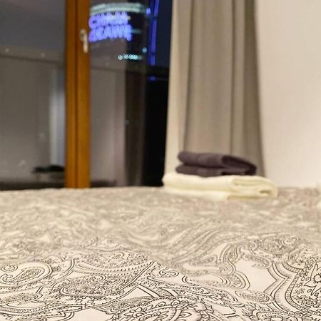Exclusive 2Br! Apartment Near City Center +Netflix Warszawa Eksteriør billede
